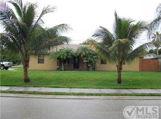 9110 Fountain Rd, Lake Worth, FL 33467