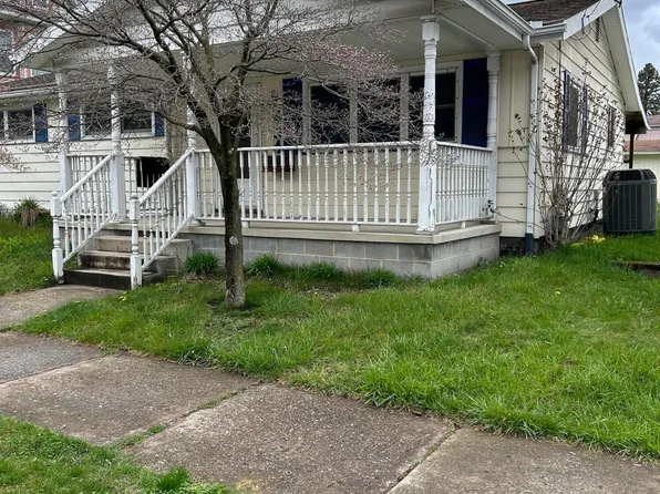 434 W 15th St, Tyrone, PA 16686