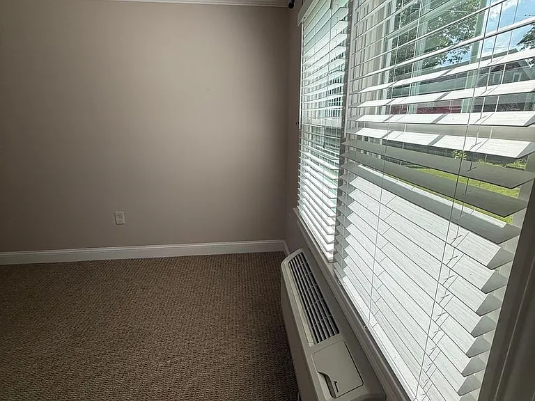 83 Curtis Ave #4 — Photo 6