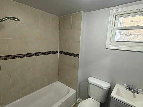 205 Florida St #6 — photo 5 of 5