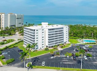 1 Bluebill AVE #302, NAPLES, FL 34108