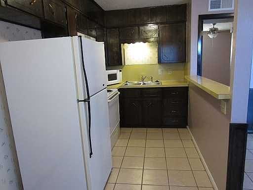 5th image of 1216 N 8th St APT 1