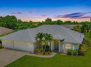 134 SE 29th Ter, Cape Coral, FL 33904
