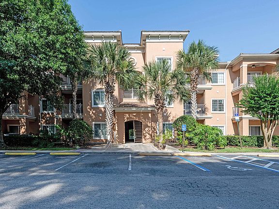 3rd image of 520 Florida Club Blvd APT 206