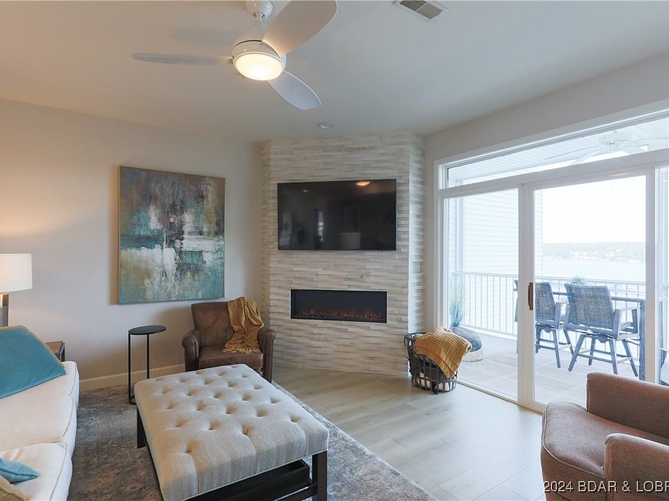 1st image of 5450 Christopher Ln #422