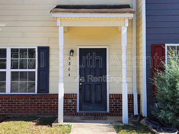 2nd image of 6864 Mountain Cir