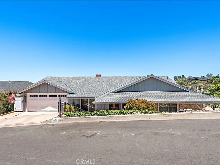 3079 Cresta Way — Photo 3