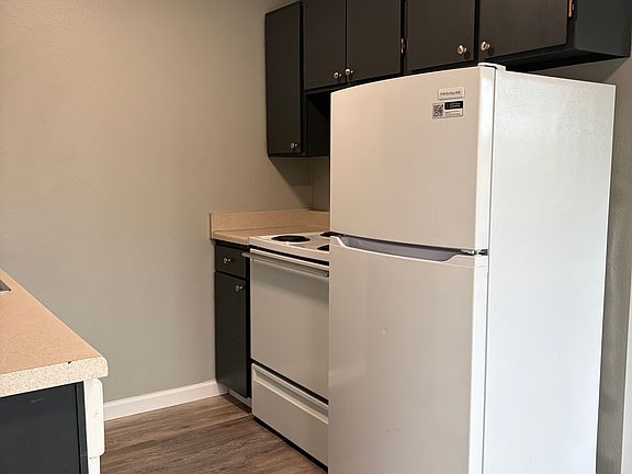 4th image of 531 S Idaho St #531