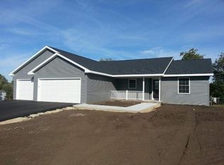 2609 Doe Ct, Janesville, WI 53548