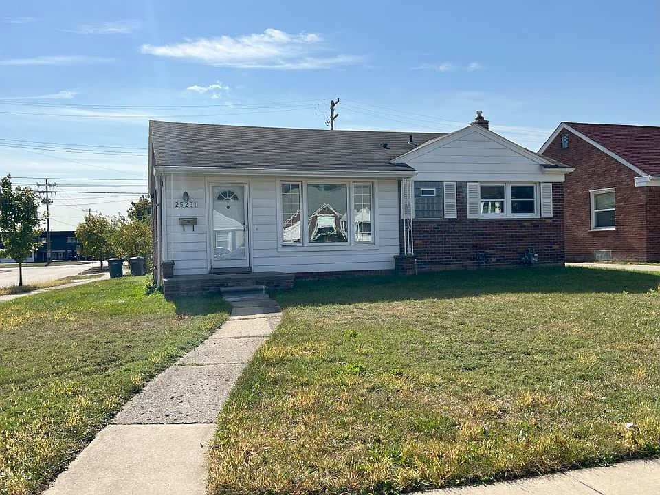 1st image of 25201 Riverdale St