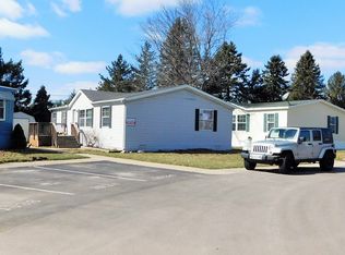 1832 Collins Ct, Milford, MI 48381