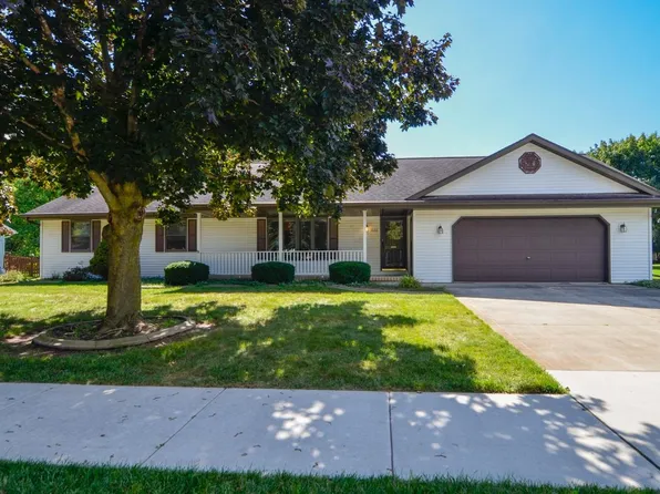 3033 Evergreen Ave, Green Bay, WI 54313