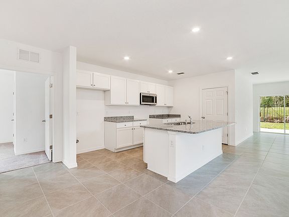 Breakfast bar in kitchen