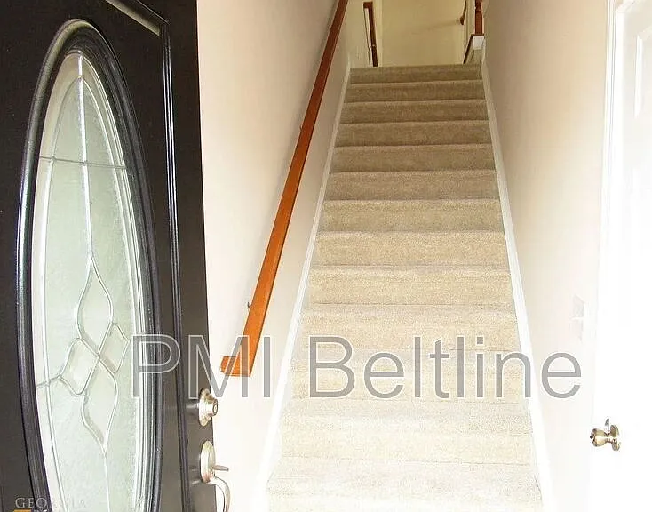 506 Williamson St SE — Photo 3