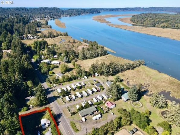 E Alsea Hwy, Waldport, OR 97394
