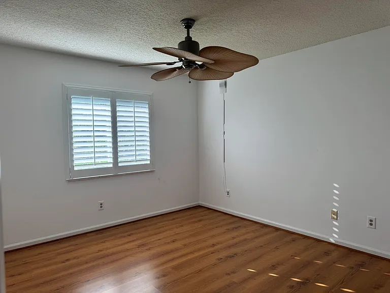 6944 Misty Lake Way — Photo 16