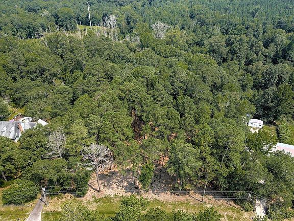 2nd image of 4044 Greenbriar Drive