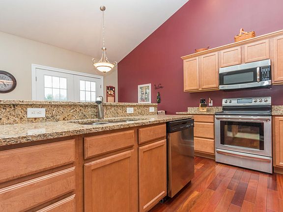 5th image of 8781 Tiburon Ln