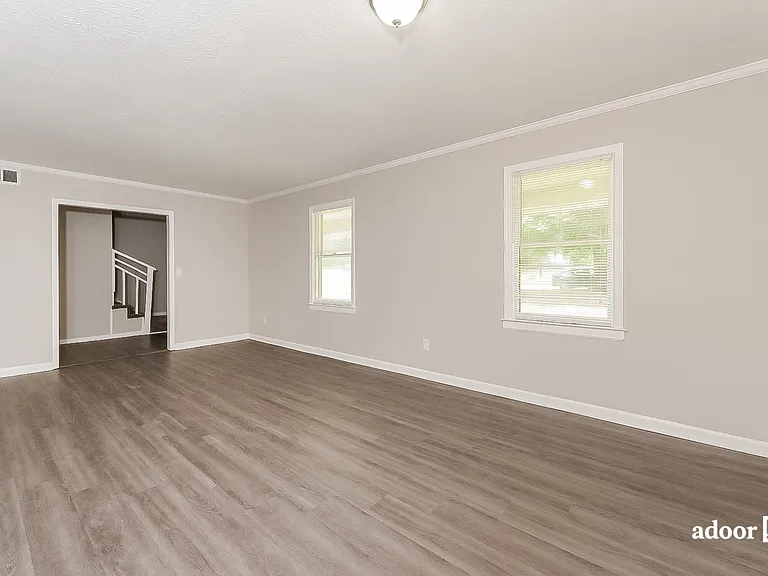 4087 Hunt Way — Photo 6