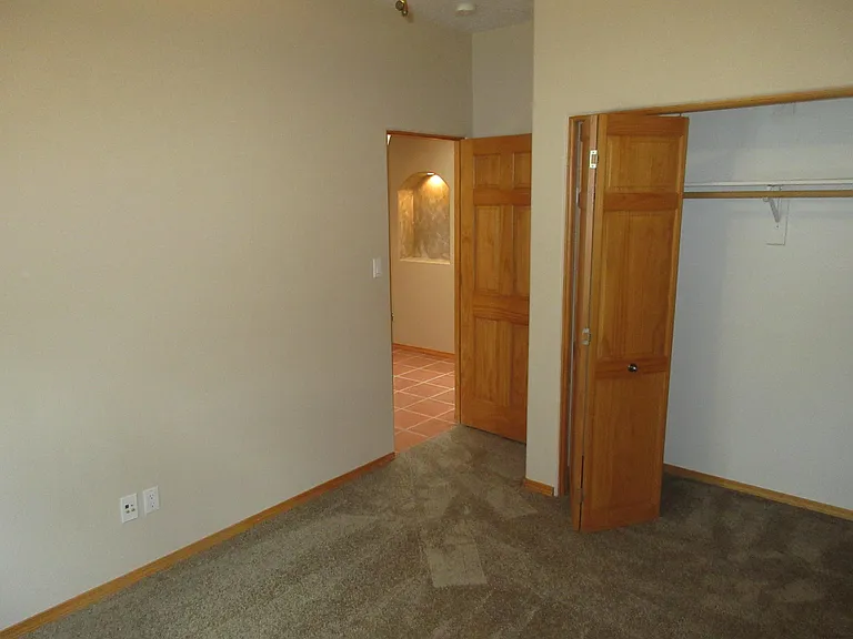 1312 Tiffany Ln SE — Photo 16