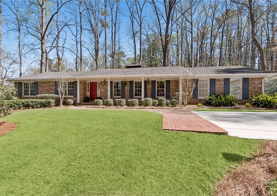 1st image of 2397 Saint Andrews Ct