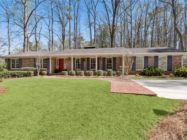 2397 Saint Andrews Ct, Atlanta, GA 30345