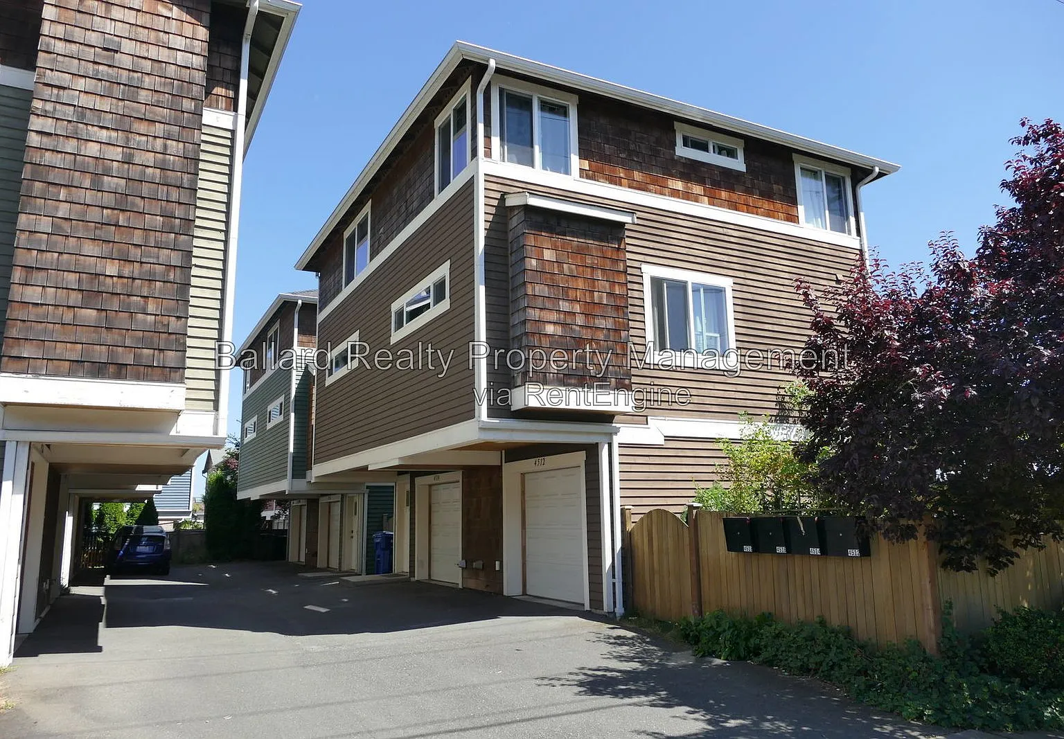 2 bed, 1.0 bath, 820 sqft, $2,995 — Photo 1