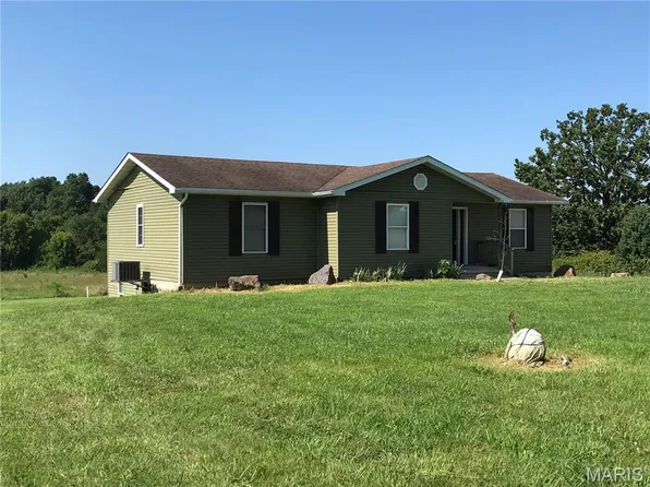 1462 Windle Rd, Cuba, MO 65453