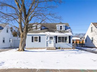 95 Ridgewood Rd, Rochester, NY 14626