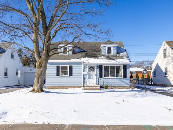 95 Ridgewood Rd, Rochester, NY 14626