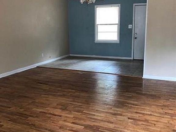 2nd image of 2 Lynda Ave