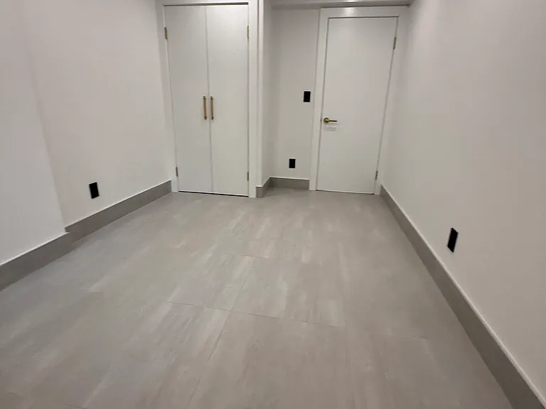 6082 Catalpa Ave — Photo 12