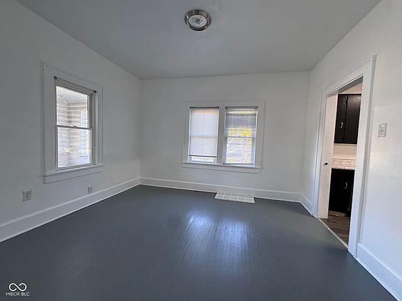 5th image of 631 High St