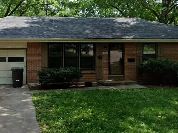 1317 N Cottage St, Independence, MO 64050