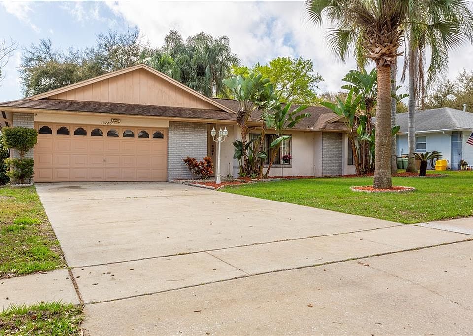 1st image of 15720 Hidden Lake Cir