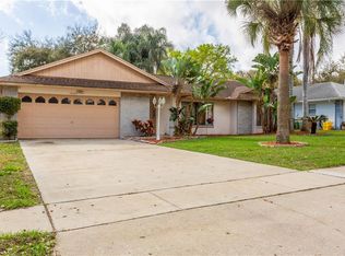 15720 Hidden Lake Cir, Clermont, FL 34711