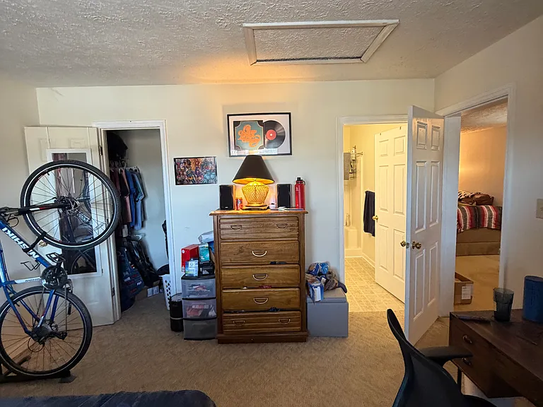800 Meadowview Dr #15 — Photo 9