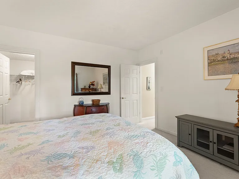 Mallet Hill Dr — Photo 25