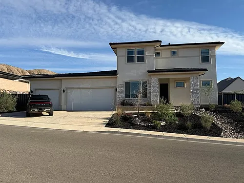 1592 E Black Brush Dr Photo 1