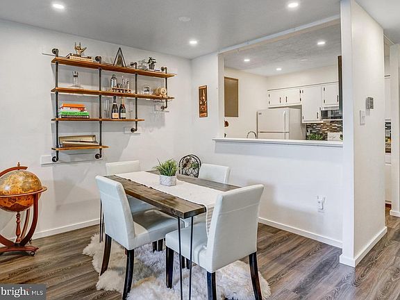 5th image of 3803 El Camino Pl #27