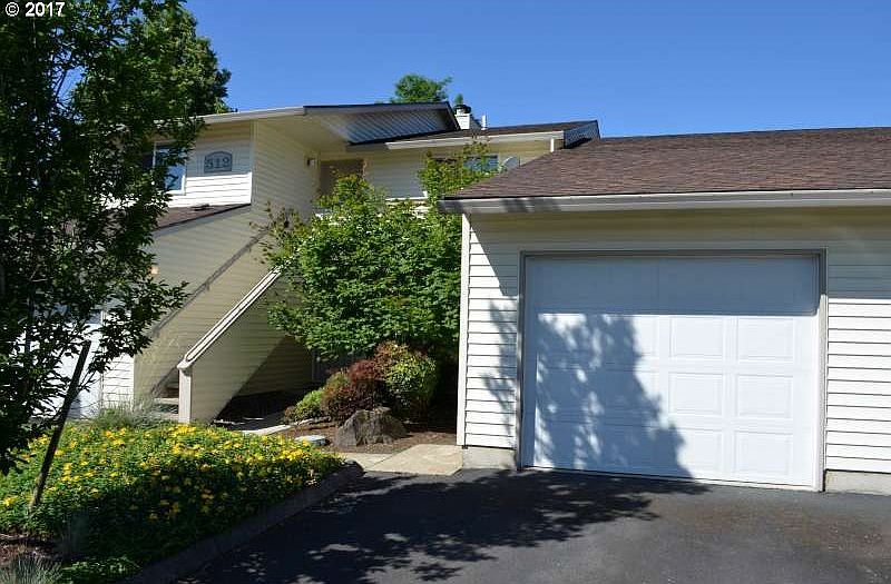 1st image of 512 SE 157th Ave Unit 28