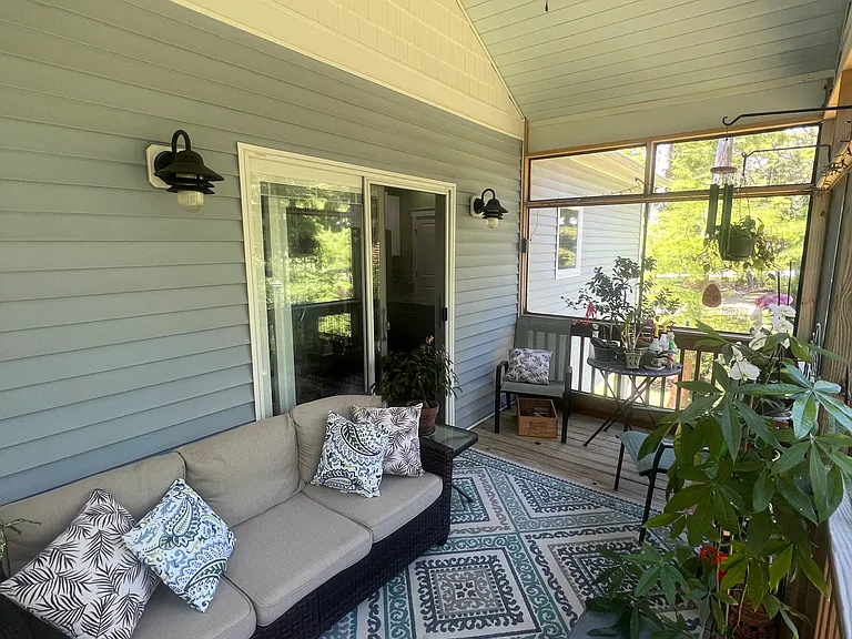 53 Augusta Dr — Photo 16