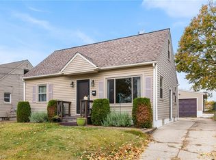 1211 Lindsay Ave, Akron, OH 44306