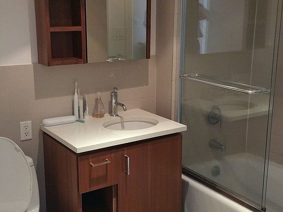 5th image of 1222 30th Ave APT 5A