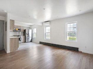 117 Berry St #3, Brooklyn, NY 11249