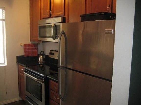 5th image of 1309 Summertime Ln