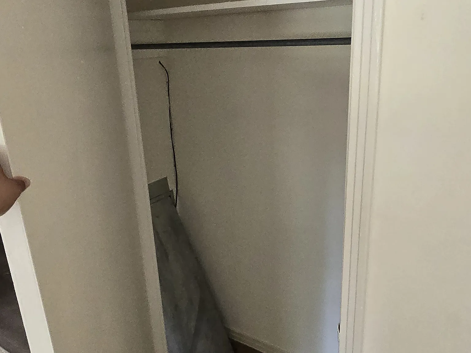 1 bed, $750 — Photo 1