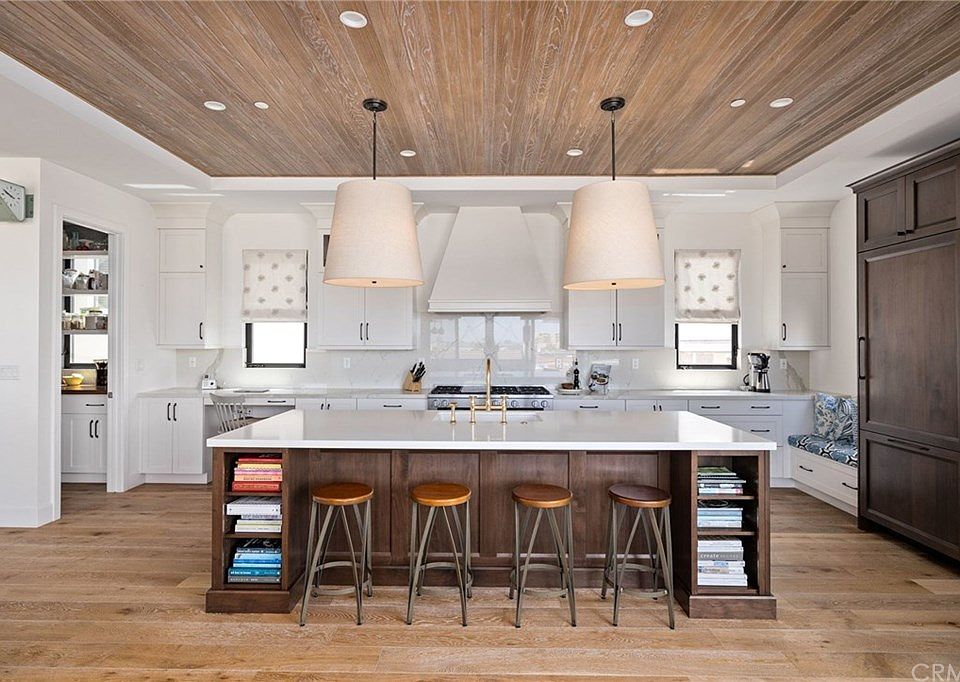 1st image of 535 Avenue B #B