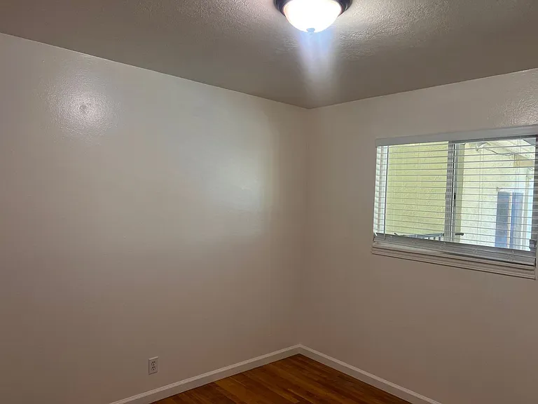 2910 Blue View St — Photo 8