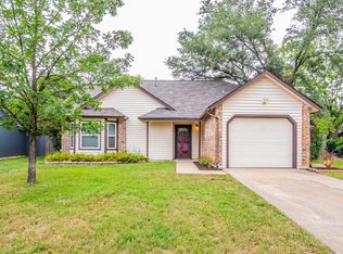 5616 Porsche Ln, Austin, TX 78749